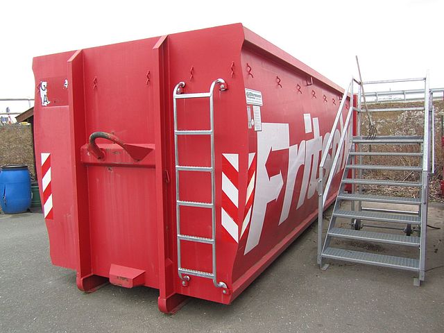 Grüngutcontainer im Wertstoffhof