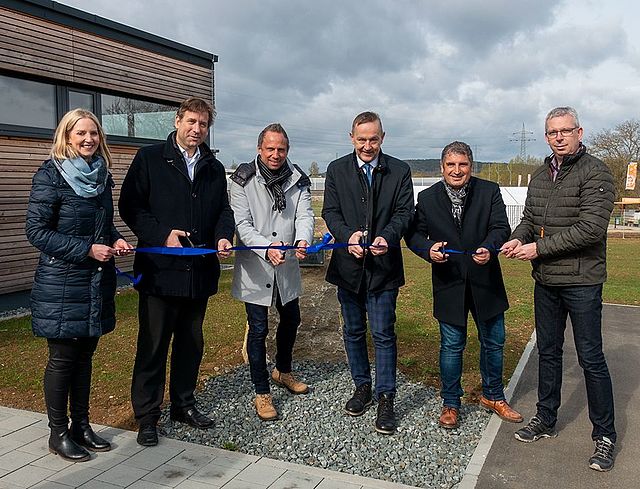 Personengruppe mit Band