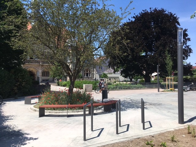 Luitpoldstrasse vor dem Herder-Gymnasium